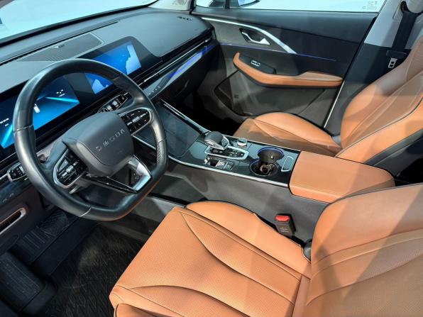 Omoda C5 I с пробегом 2023 года, цена 2 100 000 рублей, 39000 км, внедорожник, Автокод Объявления