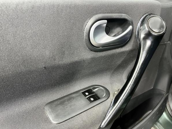 Renault Megane II Рестайлинг с пробегом 2006 года, цена 395 000 рублей, 370545 км, седан, Автокод Объявления