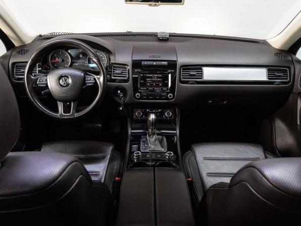Volkswagen Touareg II с пробегом 2013 года, цена 2 599 000 рублей, 172738 км, внедорожник, Автокод Объявления