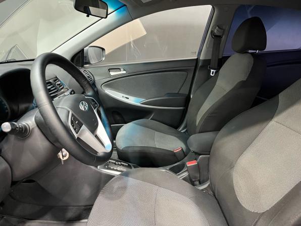 Hyundai Solaris I с пробегом 2011 года, цена 675 000 рублей, 233751 км, седан, Автокод Объявления