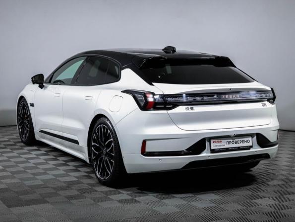 Zeekr 001 I с пробегом 2023 года, цена 4 799 999 рублей, 29800 км, лифтбек, Автокод Объявления
