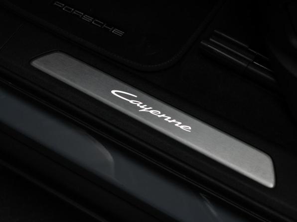 Porsche Cayenne III Рестайлинг с пробегом 2025 года, цена 17 500 000 рублей, 668 км, внедорожник, Автокод Объявления