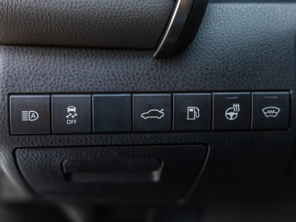 Toyota Camry VIII (XV70) с пробегом 2019 года, цена 2 898 000 рублей, 60396 км, седан, Автокод Объявления