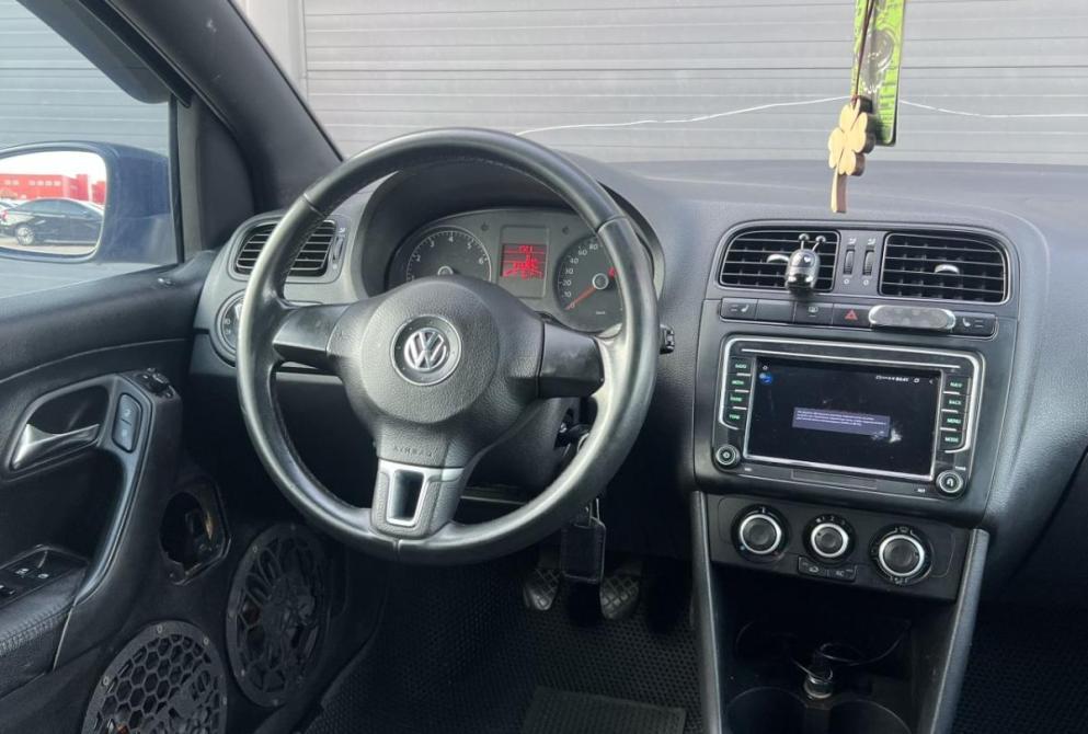 Volkswagen Polo V Красноярск  - изображение 15
