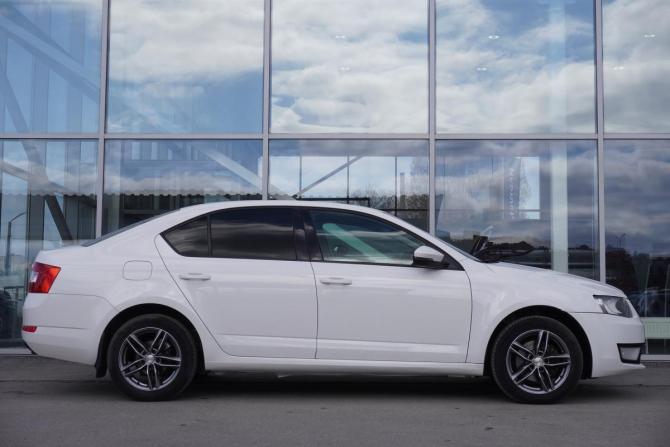 Skoda Octavia III (A7) с пробегом 2014 года, цена 994 000 рублей, 220104 км, лифтбек, Автокод Объявления