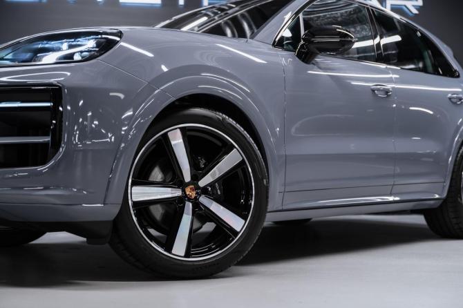 Новый Porsche Cayenne III Рестайлинг 2026 года, цена 18 900 000 рублей, внедорожник, Автокод Объявления