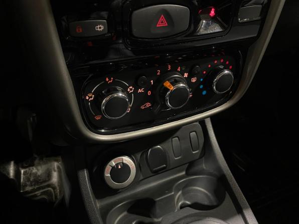 Renault Duster I с пробегом 2015 года, цена 1 150 000 рублей, 106206 км, внедорожник, Автокод Объявления