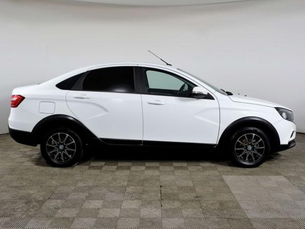 Lada (ВАЗ) Vesta I с пробегом 2018 года, цена 1 048 000 рублей, 71561 км, седан, Автокод Объявления