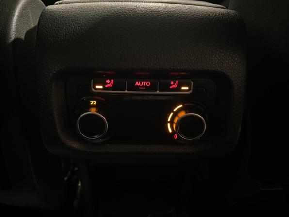 Volkswagen Sharan II с пробегом 2011 года, цена 1 340 000 рублей, 88621 км, минивэн, Автокод Объявления