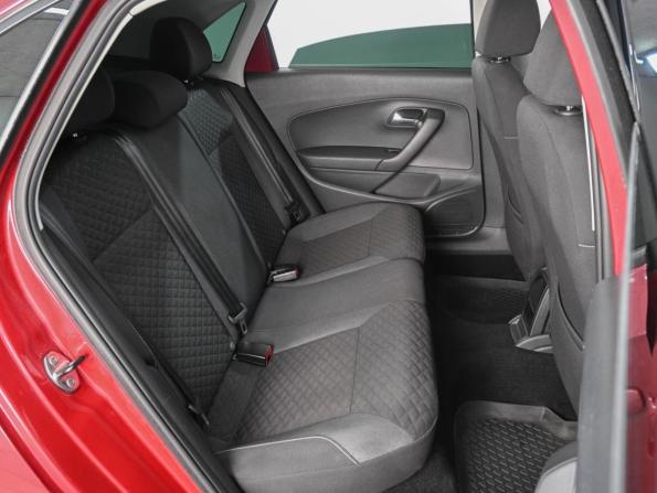 Volkswagen Polo V Рестайлинг с пробегом 2019 года, цена 1 550 000 рублей, 73617 км, седан, Автокод Объявления
