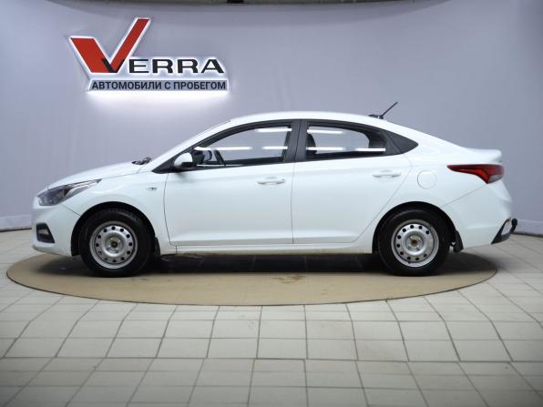 Hyundai Solaris II с пробегом 2018 года, цена 1 050 000 рублей, 161401 км, седан, Автокод Объявления