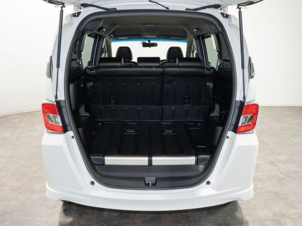 Honda Freed I Рестайлинг 2 с пробегом 2014 года, цена 1 260 000 рублей, 118680 км, компактвэн, Автокод Объявления