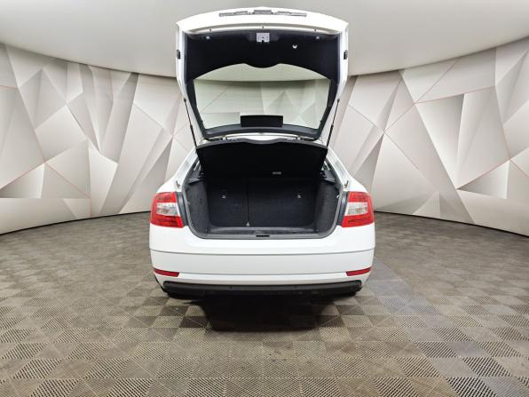 Skoda Octavia III (A7) Рестайлинг с пробегом 2017 года, цена 1 611 000 рублей, 65807 км, лифтбек, Автокод Объявления