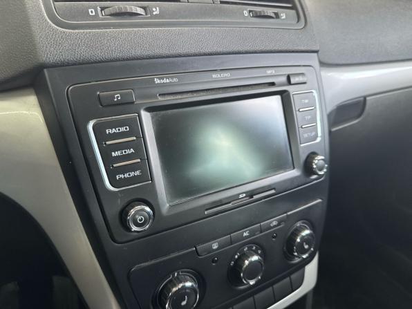 Skoda Yeti I с пробегом 2012 года, цена 799 000 рублей, 258799 км, внедорожник, Автокод Объявления