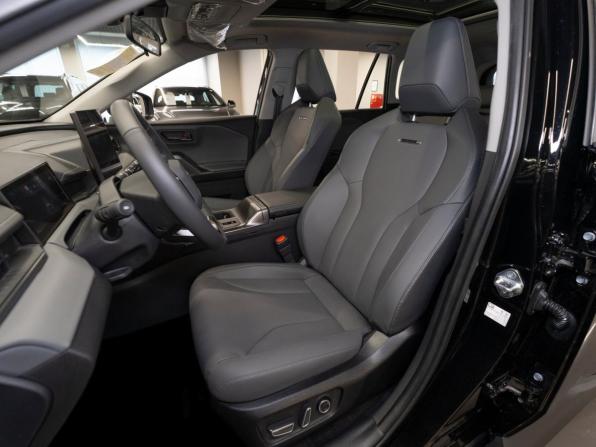Toyota RAV4 VI (XA60) с пробегом 2026 года, цена 4 250 000 рублей, 28 км, внедорожник, Автокод Объявления