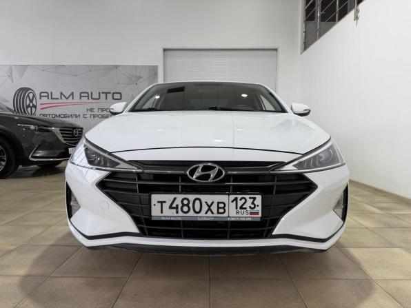 Hyundai Elantra VI (AD) Рестайлинг с пробегом 2019 года, цена 1 800 000 рублей, 67419 км, седан, Автокод Объявления