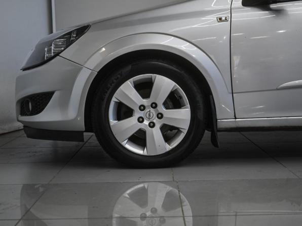 Opel Astra H Рестайлинг с пробегом 2007 года, цена 409 000 рублей, 260040 км, хэтчбек, Автокод Объявления