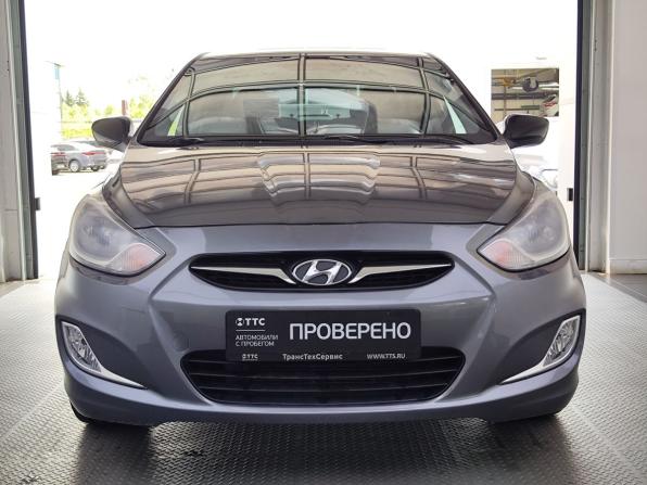 Hyundai Solaris I с пробегом 2013 года, цена 700 000 рублей, 128900 км, седан, Автокод Объявления