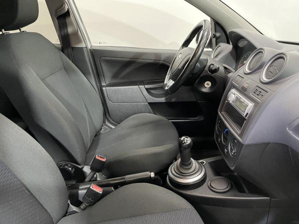 Ford Fiesta Mk5 с пробегом 2007 года, цена 415 000 рублей, 114450 км, хэтчбек, Автокод Объявления