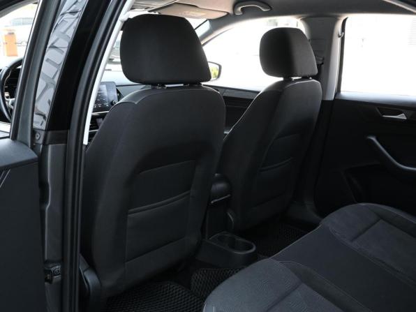 Volkswagen Polo VI с пробегом 2022 года, цена 1 587 030 рублей, 149735 км, лифтбек, Автокод Объявления