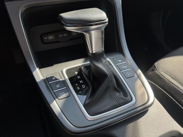 Hyundai Creta II с пробегом 2021 года, цена 2 100 000 рублей, 43590 км, внедорожник, Автокод Объявления