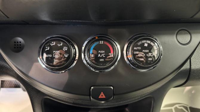 Nissan Note I Рестайлинг с пробегом 2012 года, цена 580 000 рублей, 207000 км, хэтчбек, Автокод Объявления