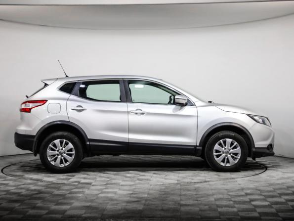 Nissan Qashqai II с пробегом 2015 года, цена 1 499 000 рублей, 124613 км, внедорожник, Автокод Объявления