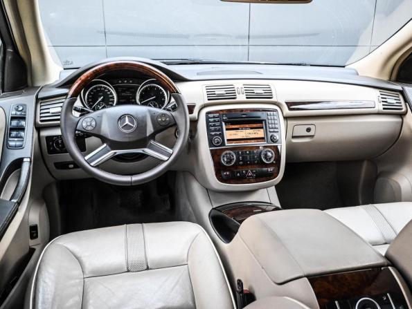 Mercedes-Benz R-Класс I Рестайлинг 2 с пробегом 2012 года, цена 1 384 000 рублей, 235000 км, минивэн, Автокод Объявления