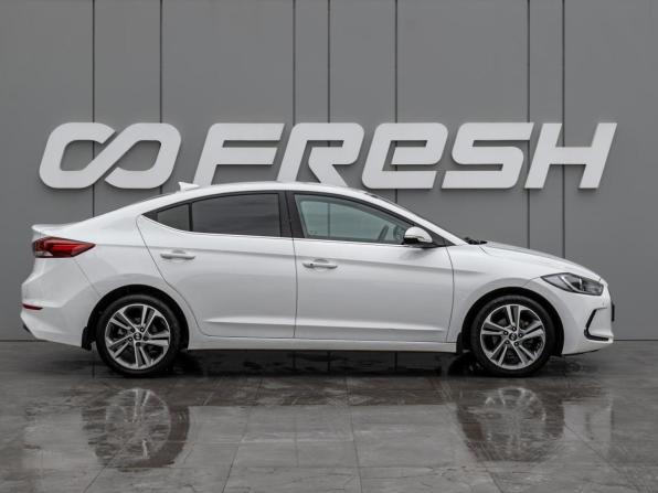 Hyundai Elantra VI (AD) с пробегом 2017 года, цена 1 625 000 рублей, 117099 км, седан, Автокод Объявления