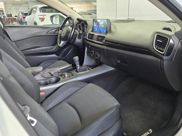 Mazda 3 III (BM) с пробегом 2014 года, цена 1 349 000 рублей, 168900 км, седан, Автокод Объявления