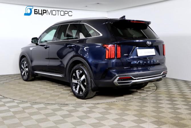 Kia Sorento IV с пробегом 2021 года, цена 3 549 990 рублей, 115271 км, внедорожник, Автокод Объявления