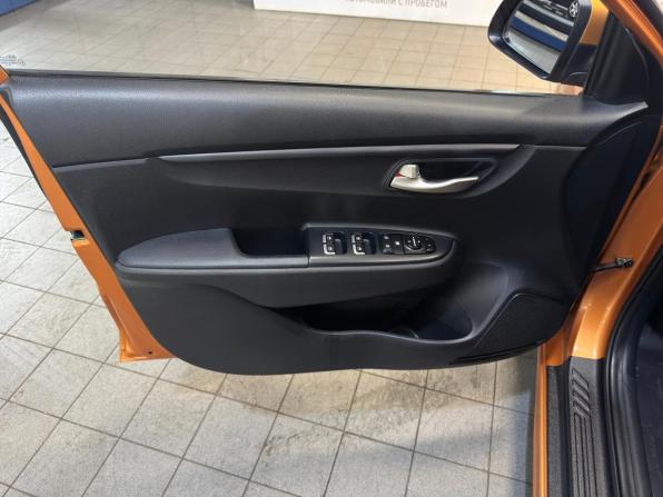 Kia Rio IV с пробегом 2017 года, цена 1 149 000 рублей, 107221 км, седан, Автокод Объявления