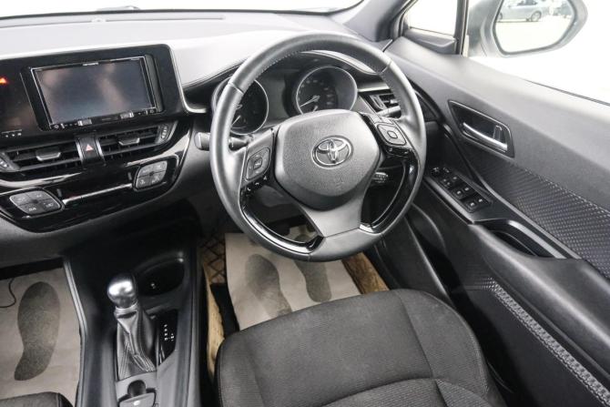 Toyota C-HR I с пробегом 2019 года, цена 1 949 000 рублей, 97000 км, внедорожник, Автокод Объявления
