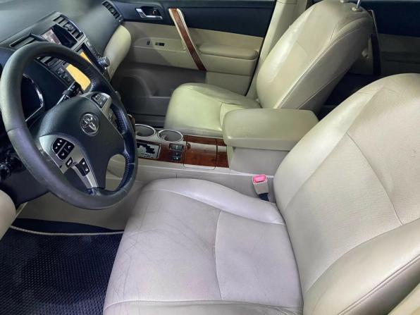 Toyota Highlander II (XU40) Рестайлинг с пробегом 2013 года, цена 2 091 429 рублей, 278576 км, внедорожник, Автокод Объявления