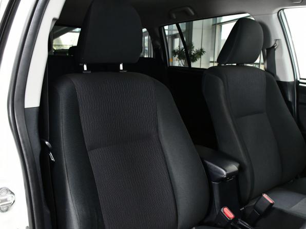 Toyota Corolla XI (E160 E170) Рестайлинг 2 с пробегом 2018 года, цена 1 517 000 рублей, 122063 км, универсал, Автокод Объявления