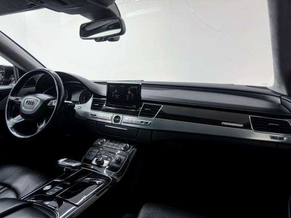 Audi A8 III (D4) Рестайлинг с пробегом 2016 года, цена 2 399 000 рублей, 172000 км, седан, Автокод Объявления