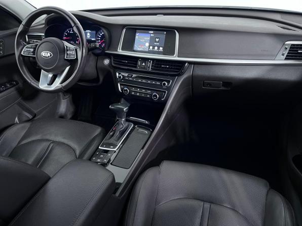 Kia Optima IV Рестайлинг с пробегом 2018 года, цена 1 977 000 рублей, 98421 км, седан, Автокод Объявления