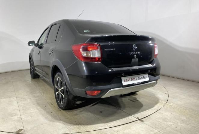 Renault Logan II с пробегом 2018 года, цена 950 000 рублей, 117568 км, седан, Автокод Объявления