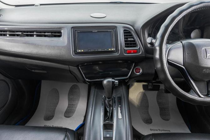 Honda Vezel I с пробегом 2014 года, цена 1 669 000 рублей, 155000 км, внедорожник, Автокод Объявления