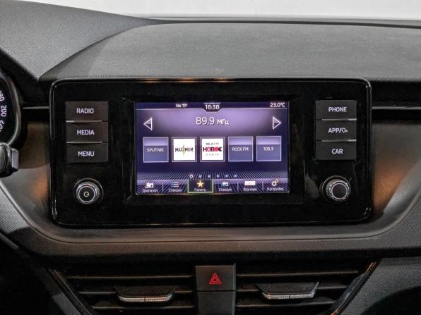 Skoda Rapid II с пробегом 2021 года, цена 1 555 000 рублей, 72188 км, лифтбек, Автокод Объявления