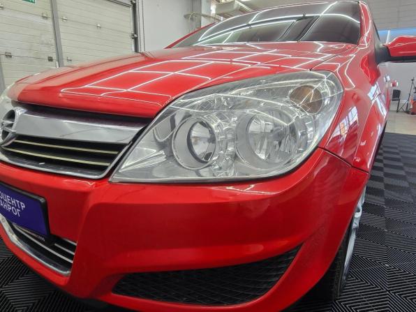 Opel Astra H Рестайлинг с пробегом 2013 года, цена 669 000 рублей, 199000 км, седан, Автокод Объявления