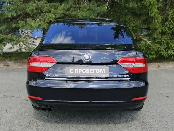 Skoda Superb II Рестайлинг с пробегом 2013 года, цена 879 000 рублей, 268196 км, лифтбек, Автокод Объявления