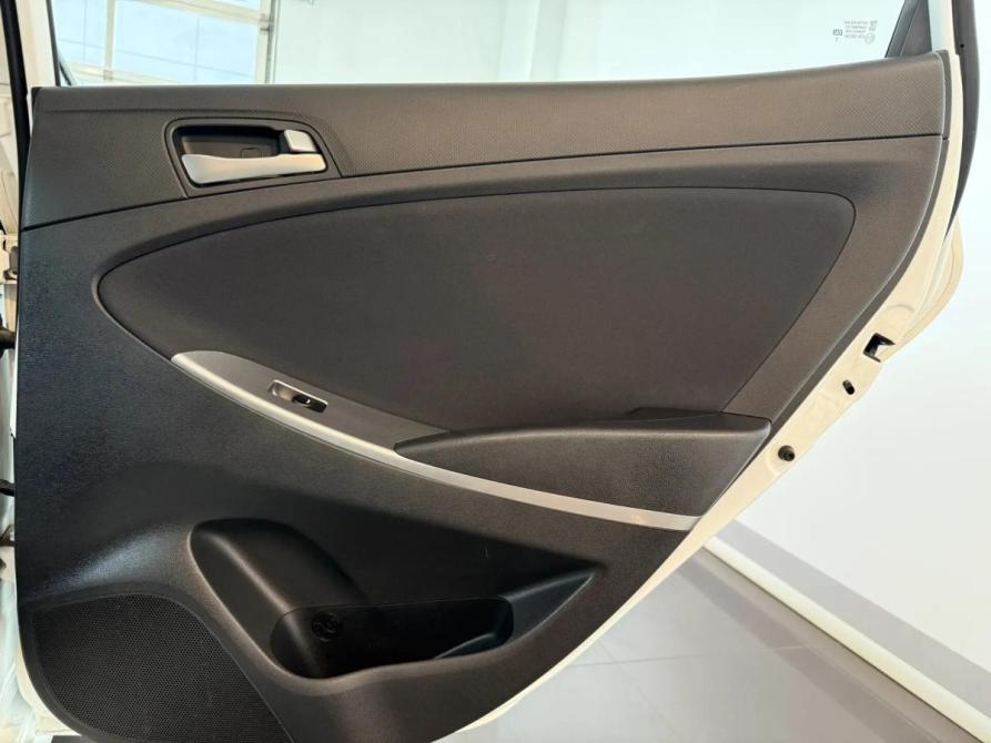 Hyundai Solaris I Рестайлинг Подольск  - изображение 16