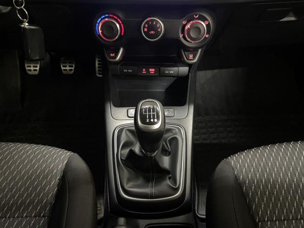 Kia Rio IV с пробегом 2017 года, цена 1 230 000 рублей, 116156 км, седан, Автокод Объявления