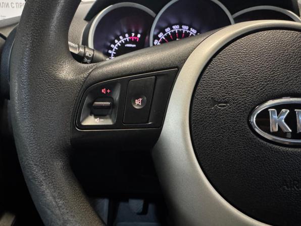 Kia Venga I с пробегом 2012 года, цена 799 000 рублей, 145629 км, минивэн, Автокод Объявления
