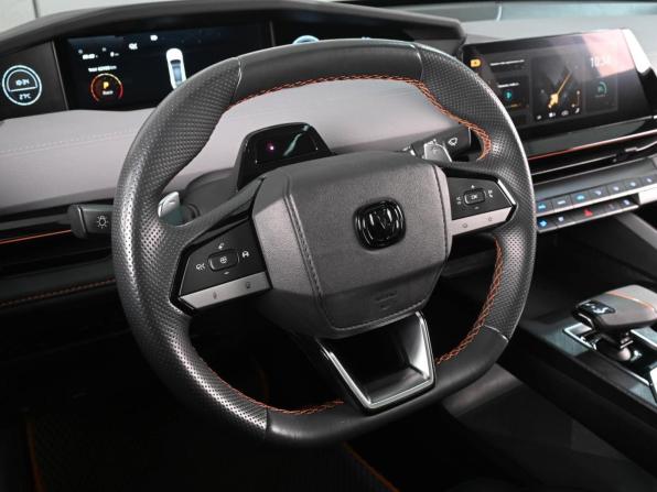 Changan UNI-V I с пробегом 2023 года, цена 2 199 000 рублей, 62108 км, лифтбек, Автокод Объявления