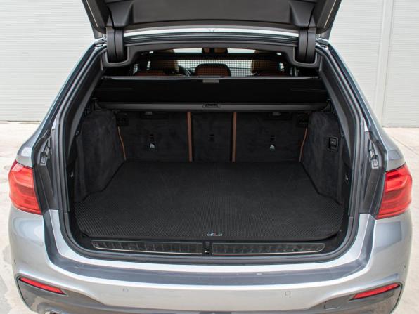 BMW 5 серии VII (G30/G31/G38) с пробегом 2019 года, цена 3 550 000 рублей, 198880 км, универсал, Автокод Объявления