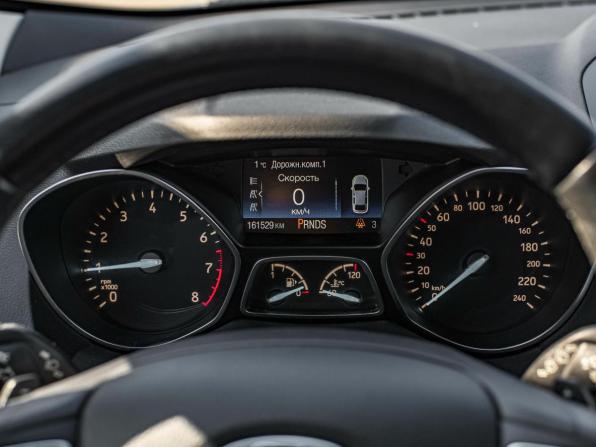 Ford Kuga II Рестайлинг с пробегом 2017 года, цена 1 312 000 рублей, 161527 км, внедорожник, Автокод Объявления