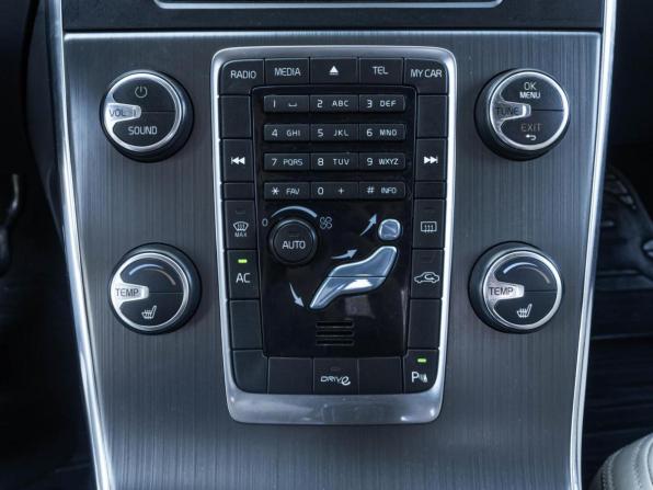 Volvo S60 II с пробегом 2011 года, цена 598 000 рублей, 400690 км, седан, Автокод Объявления