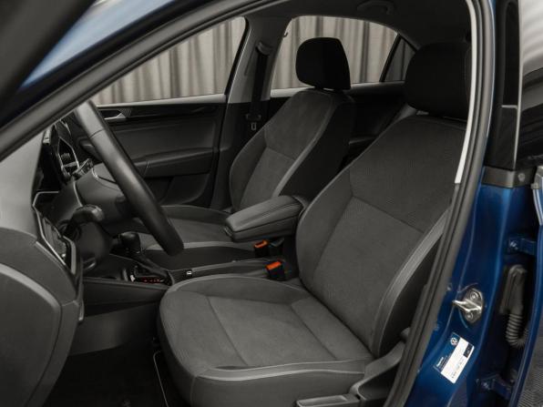 Volkswagen Polo VI с пробегом 2021 года, цена 1 840 000 рублей, 39406 км, лифтбек, Автокод Объявления